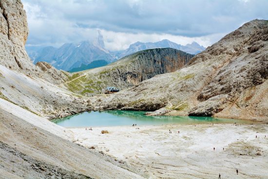 découvrez l'aventure ultime en plein air avec notre excursion outdoor ! profitez de paysages à couper le souffle, d'activités palpitantes et d'une immersion totale dans la nature. rejoignez-nous pour une expérience inoubliable et renforcez vos liens avec la nature et vos compagnons d'aventure.