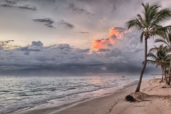 découvrez les meilleures destinations pour vos voyages d'été, des plages ensoleillées aux aventures en montagne. préparez-vous à créer des souvenirs inoubliables et à explorer de nouveaux horizons cette saison estivale.