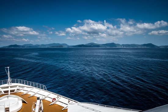 découvrez des croisières uniques qui vous plongeront au cœur d'expériences inoubliables. explorez des destinations fascinantes, profitez de services personnalisés et créez des souvenirs exceptionnels en voguant sur les plus beaux mers du monde.
