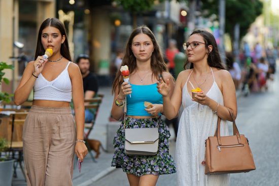 découvrez des activités relaxantes pour un weekend paisible : yoga, méditation, balades en nature, et bien plus encore pour ressourcer votre esprit et votre corps.