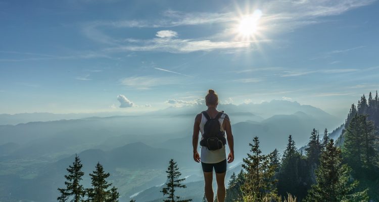 découvrez des activités en montagne captivantes pour tous les niveaux ! que ce soit la randonnée, l'escalade ou le ski, plongez dans la beauté des paysages alpins et vivez des aventures inoubliables en pleine nature.