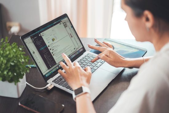 découvrez des opportunités d'emplois saisonniers passionnants et flexibles. que vous cherchiez à gagner un revenu supplémentaire pendant les vacances ou à acquérir de l'expérience dans un nouveau domaine, nos offres d'emplois saisonniers répondent à vos besoins. rejoignez-nous pour une aventure professionnelle enrichissante!