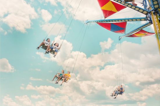 découvrez les festivals culturels incontournables qui célèbrent la diversité et la richesse des cultures à travers le monde. plongez dans une expérience unique d'art, de musique, de gastronomie et de traditions locales qui éveilleront vos sens et élargiront vos horizons.