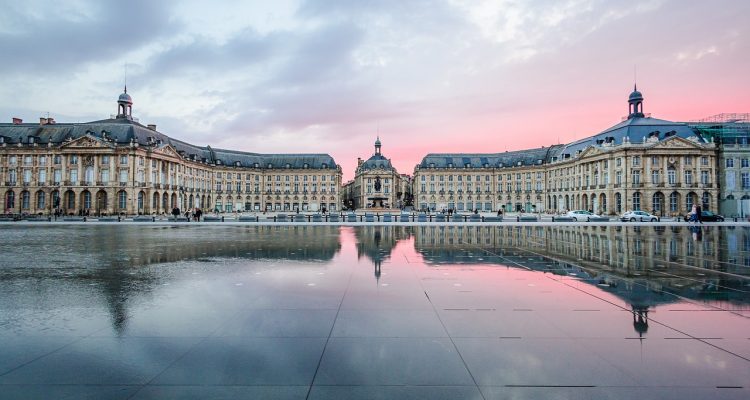 découvrez des destinations de voyage authentiques qui vous plongent au cœur des cultures locales, offrant des expériences uniques et inoubliables. explorez des lieux préservés, goûtez à la cuisine traditionnelle et immergez-vous dans la vie locale pour un voyage véritablement enrichissant.