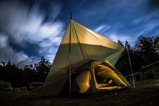 découvrez notre sélection d'équipements de camping de qualité, idéaux pour toutes vos aventures en plein air. tentes, sacs de couchage, mobilier et accessoires : préparez-vous à vivre des moments inoubliables au cœur de la nature.